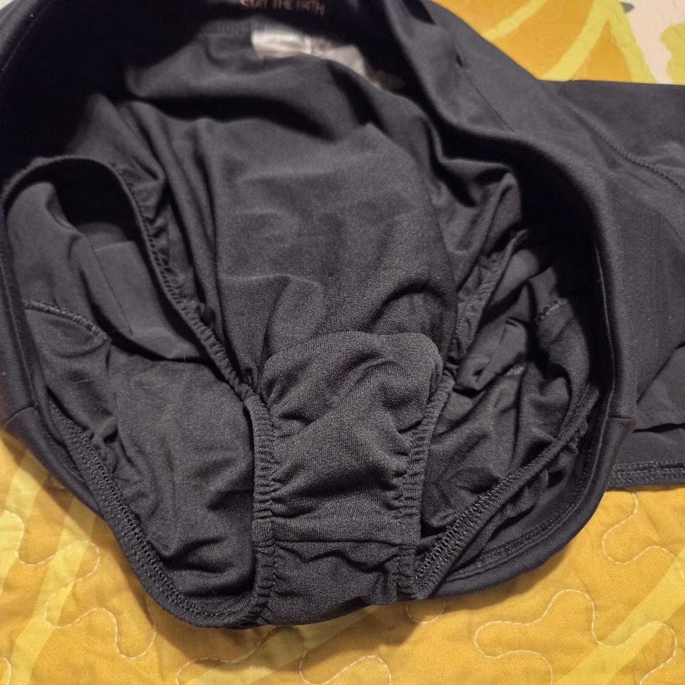 Calia Stay The Path Lined Athletic Shorts - Picture 3 of 4